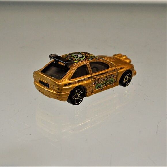 Hot Wheels Mattel 1996 Escort Rally Gold #5 Die Cast Car Loose - Picture 2 of 6